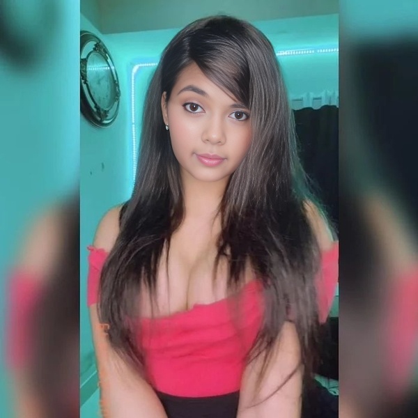 Pranjal taking a selfie