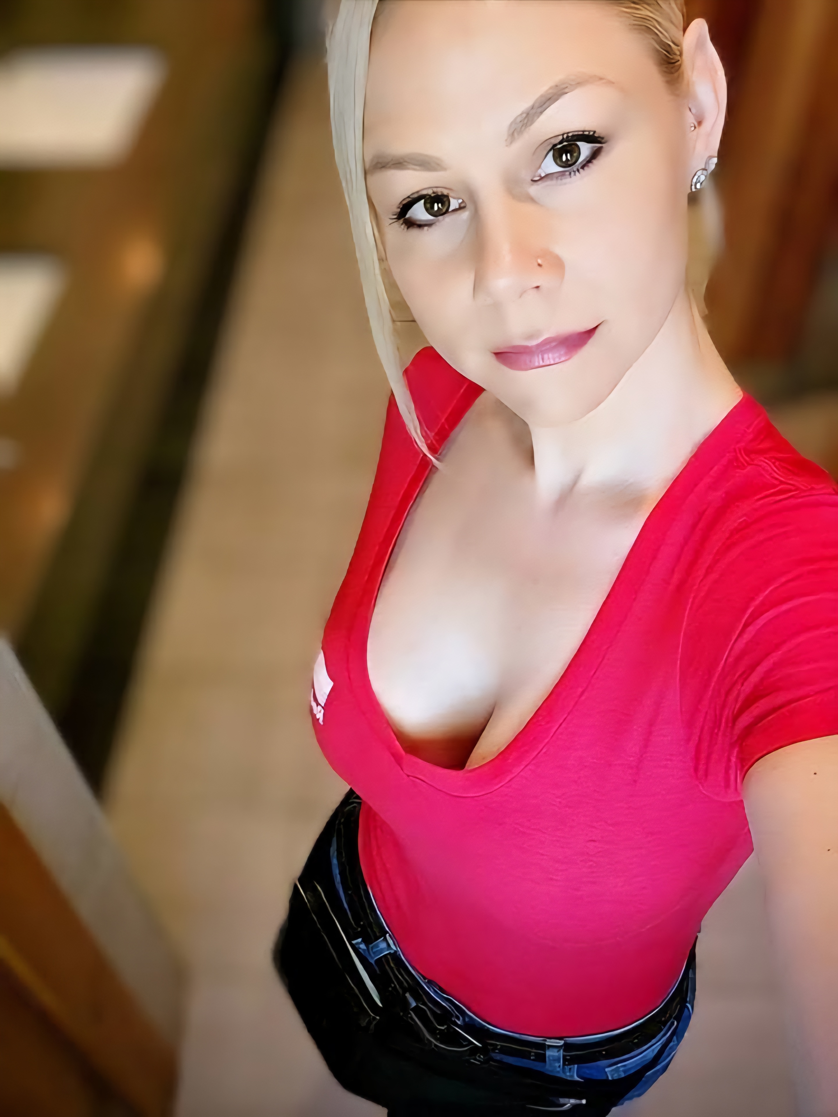Christine D taking a selfie