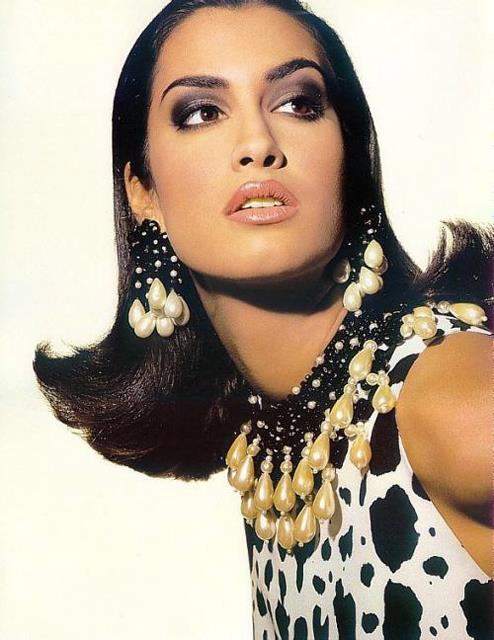 Yasmeen Ghauri