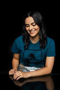 Camila Mendes