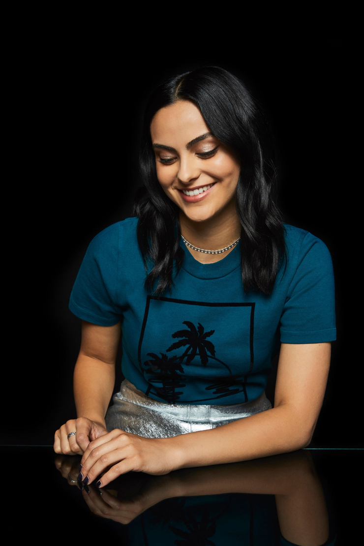 Camila Mendes