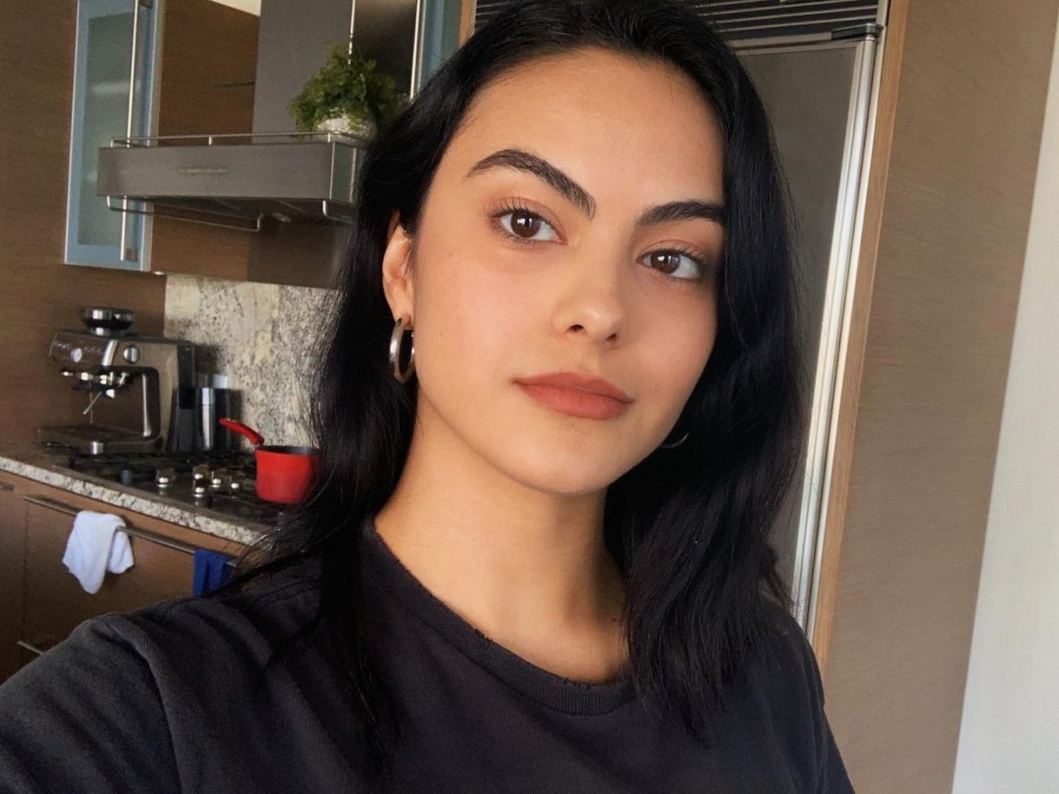 Camila Mendes