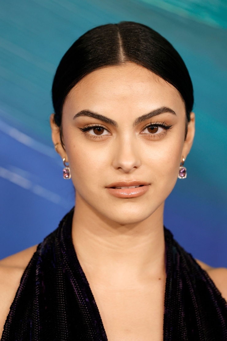 Camila Mendes