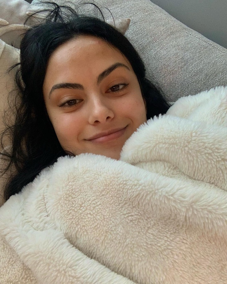 Camila Mendes