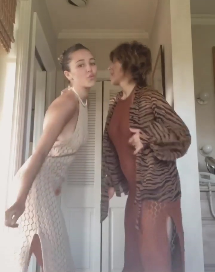 Delilah Belle Hamlin