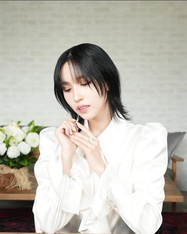 Mina (Mina Myoi)