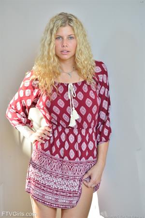 Lila FTV Nude Pictures Lila Model Who Loves Yoga