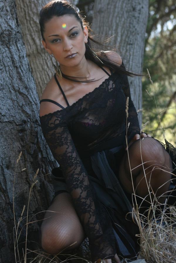 Sara Tomko