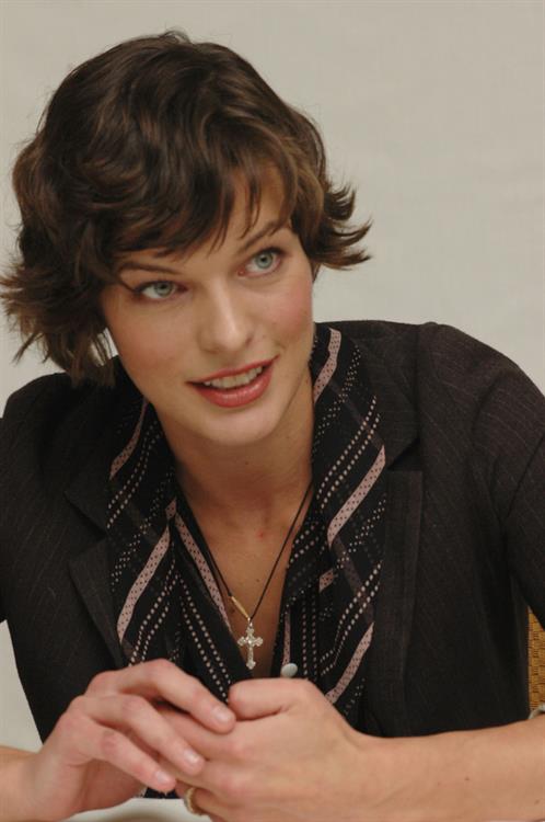 Milla Jovovich - Yoram Kahana Portraits 2006 