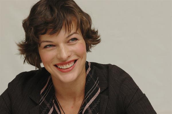 Milla Jovovich - Yoram Kahana Portraits 2006 