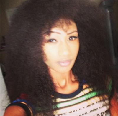 Janelle Shanks taking a selfie