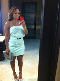 Tamia Hill taking a selfie