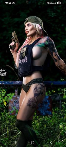 Lisa Marie Zychowski taking a selfie