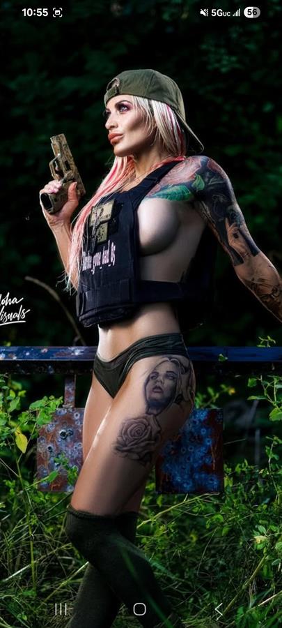 Lisa Marie Zychowski taking a selfie