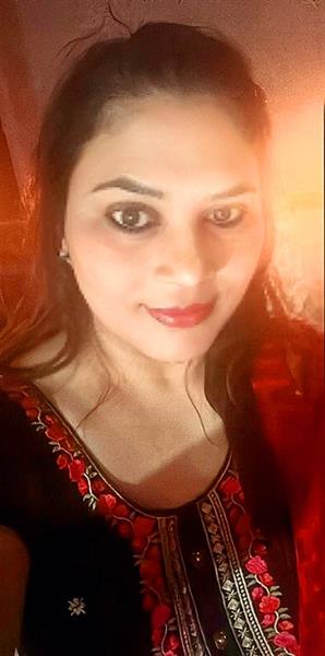 Hot Paki aunty nude pics