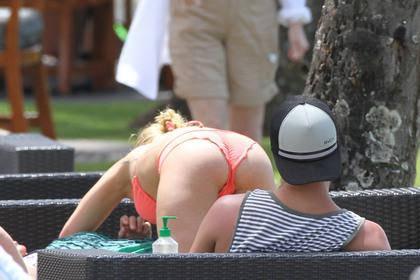 Hayden Panettiere in a bikini - ass