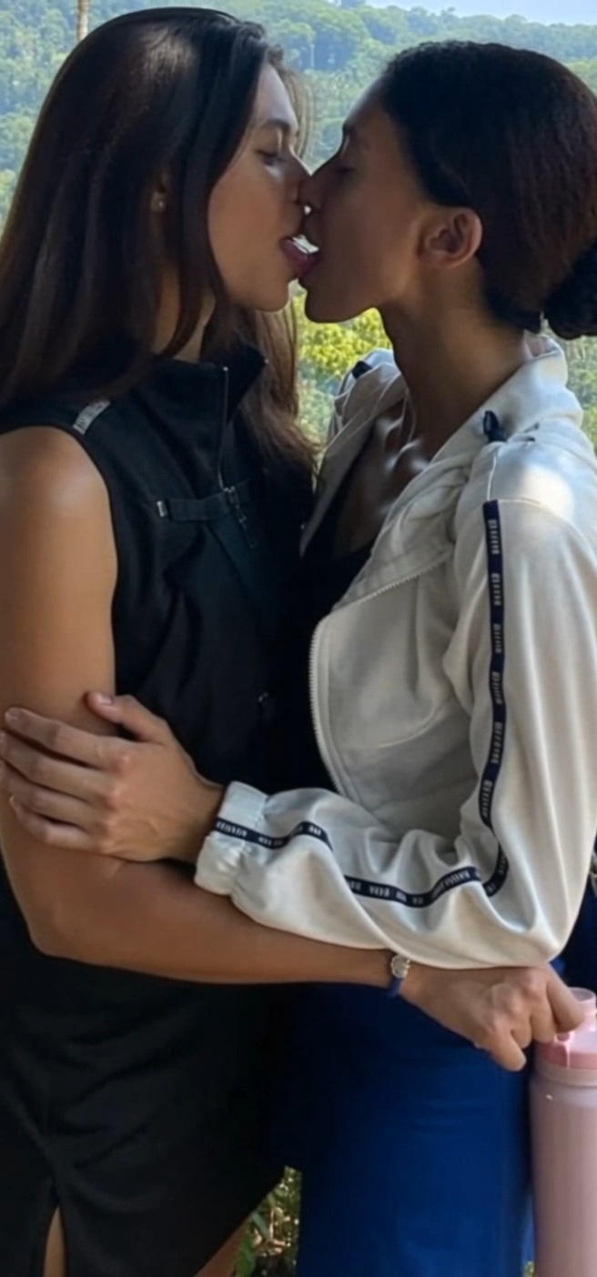 Hot Davao Capuno Sisters - Ella and Crystal kissing and touching before sucking a massive huge cock. 