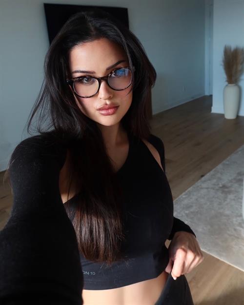 Christen Dominique