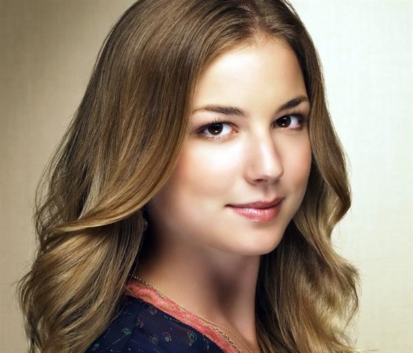 Emily VanCamp