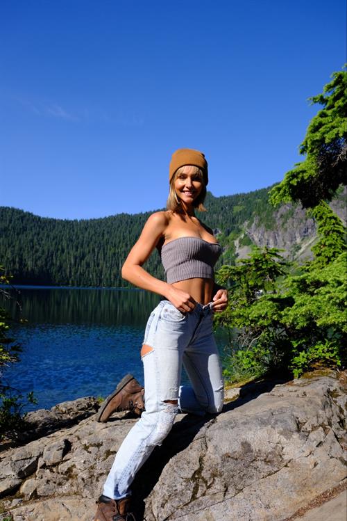 Rachel Cook Pictures The great outdoors