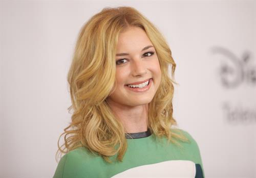 Emily VanCamp