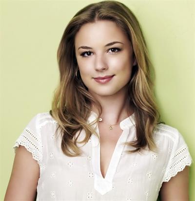 Emily VanCamp