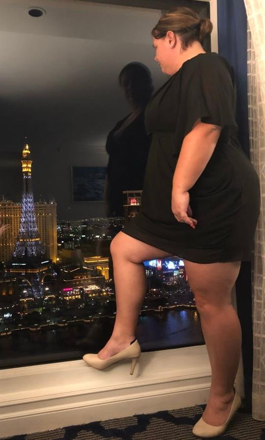 HOTWIFE Joanna, Aka - Sammy Jo O’Neale