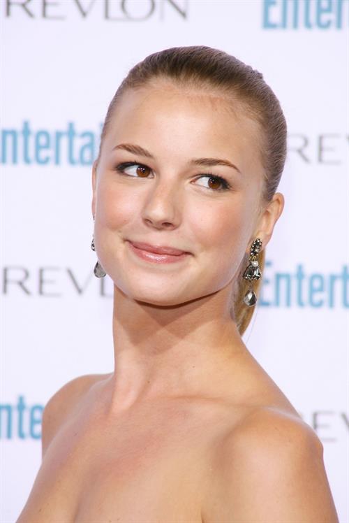 Emily VanCamp