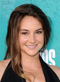 Shailene Woodley at 2012 MTV Movie Awards, June 3, 2012