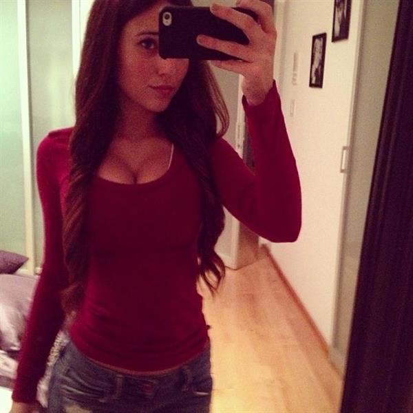 Angie Varona taking a selfie