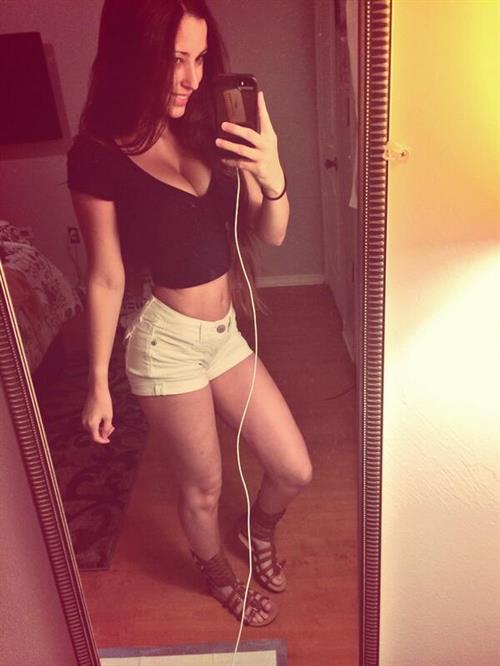 Angie Varona taking a selfie