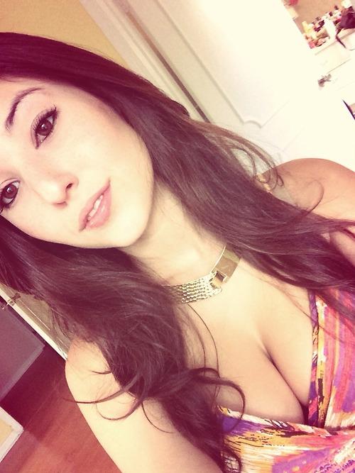 Angie Varona taking a selfie