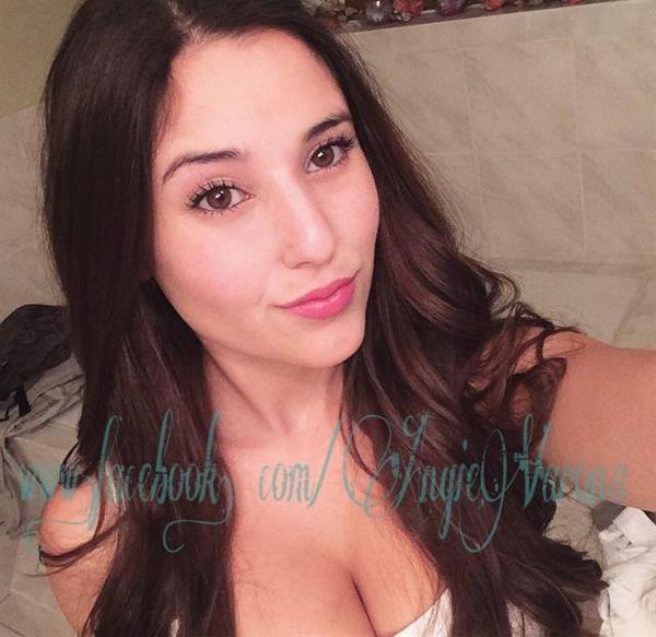 Angie Varona taking a selfie