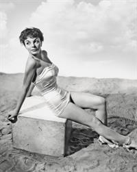 Joan Collins
