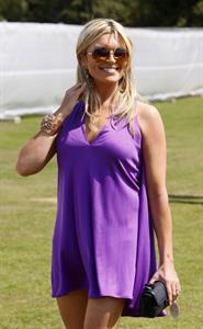 Tina Hobley