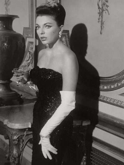 Joan Collins