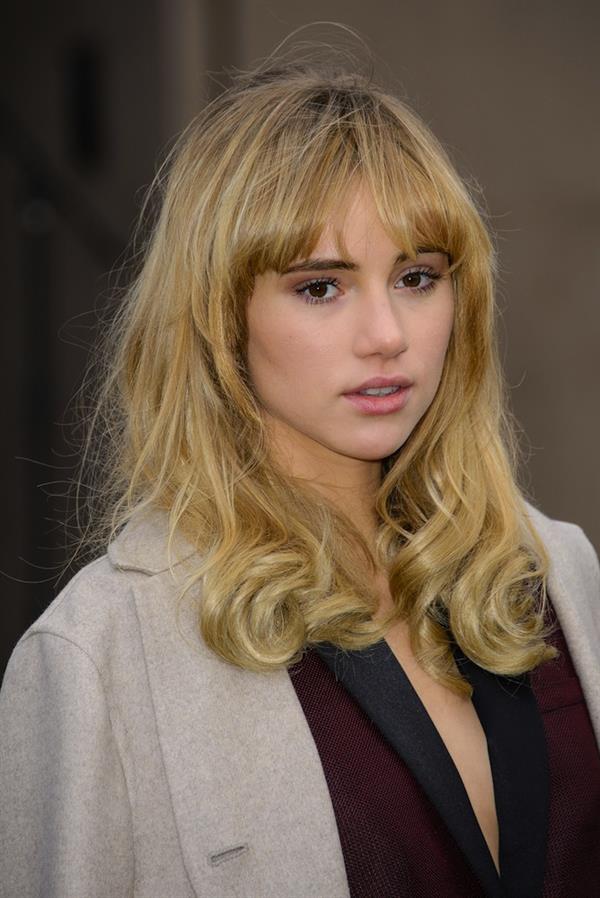 Suki Waterhouse