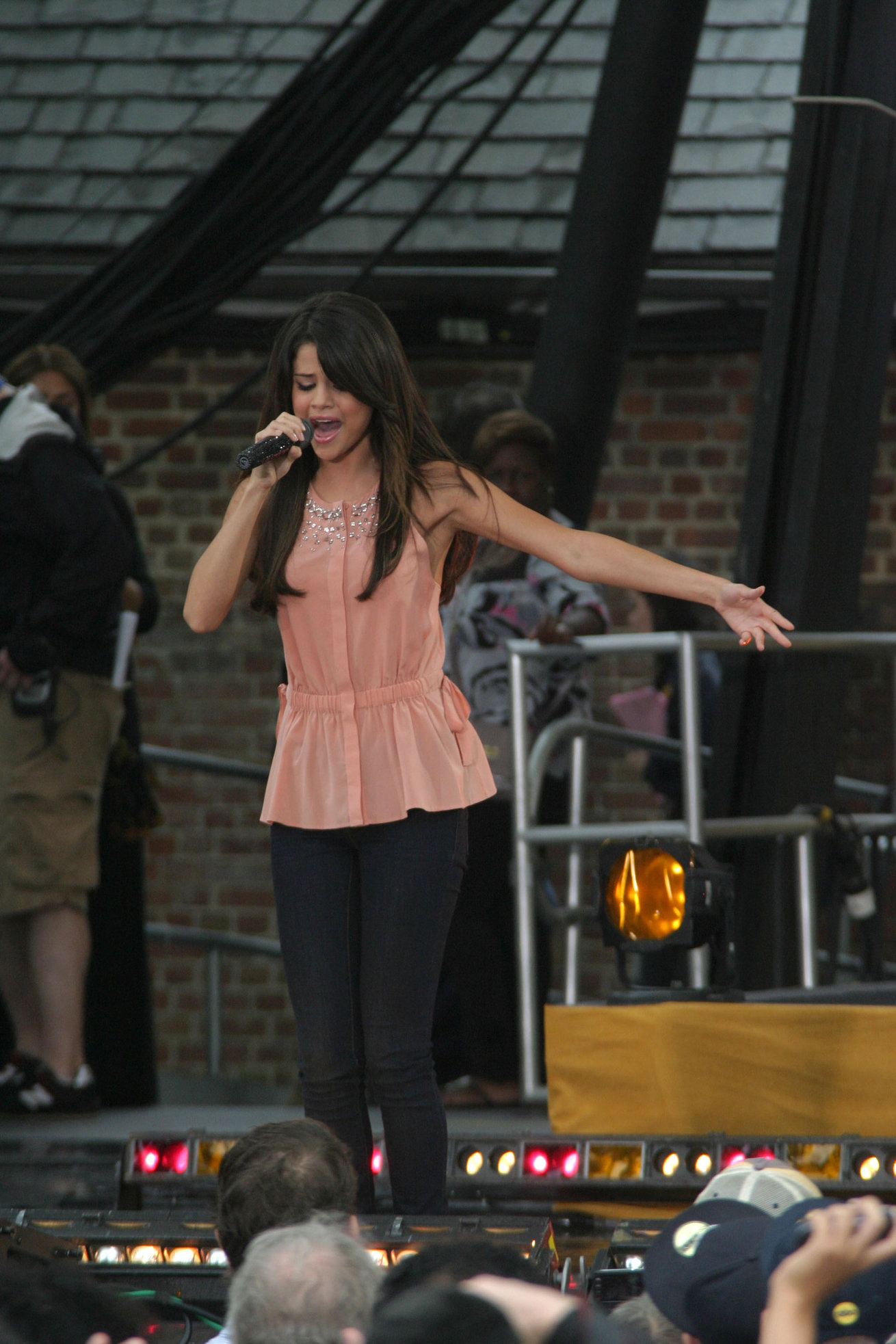 Selena Gomez performs at the Good Morning America GMA Summer Concert Series in New York City on June 17, 2011