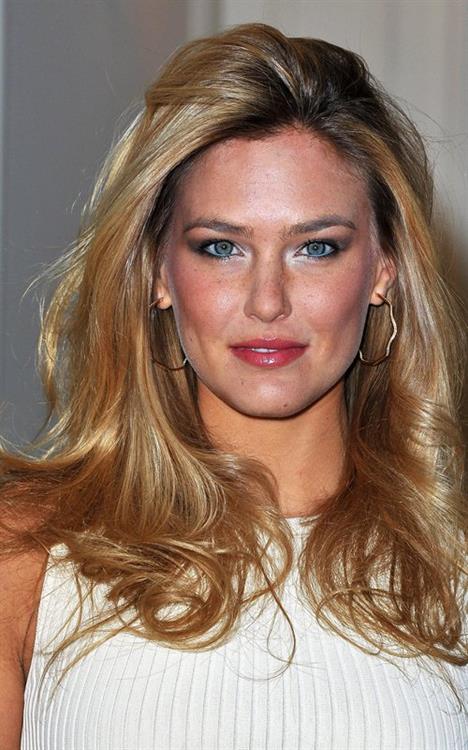 Bar Refaeli