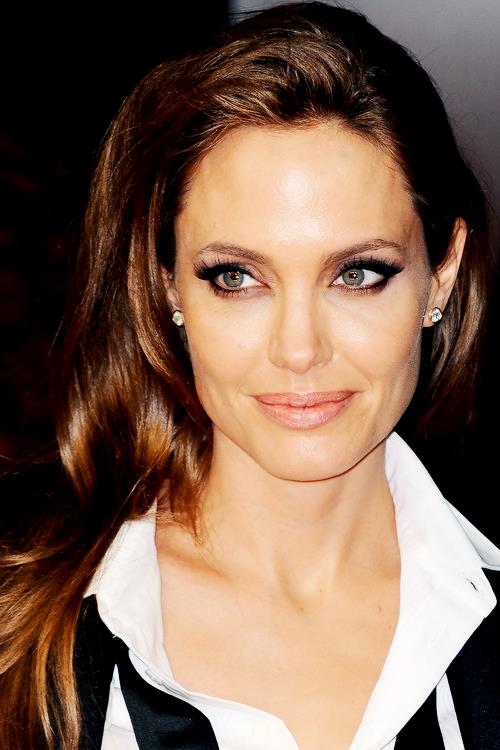 Angelina Jolie