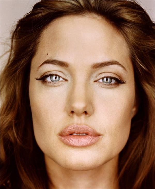 Angelina Jolie