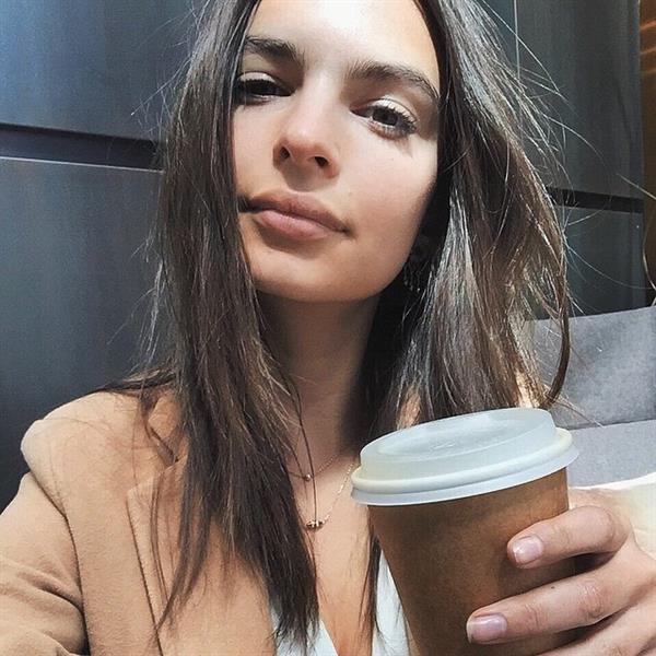 Emily Ratajkowski