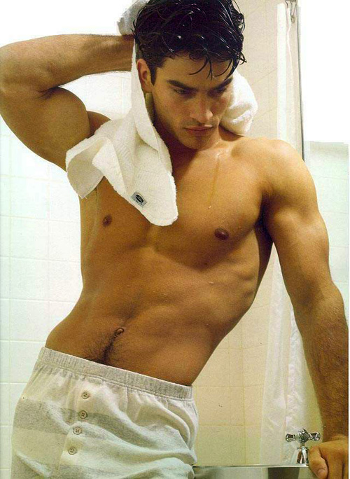 Johnathon Schaech
