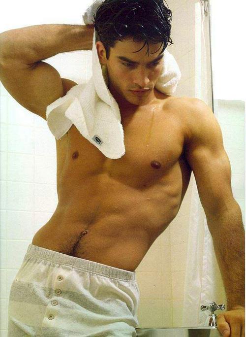 Johnathon Schaech