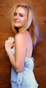 Alicia Silverstone